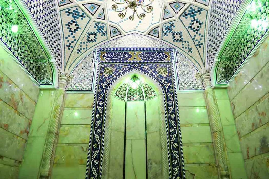 بیت النور - چکیده ای از زندگی نامه حضرت معصومه